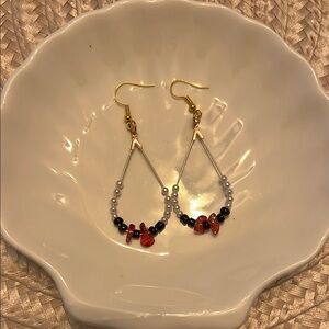 Red and Black Minimalist Earrings with Contemporary Design